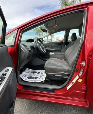 2014 Toyota Prius v Two