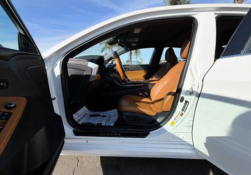 2021 Toyota Avalon Hybrid Limited