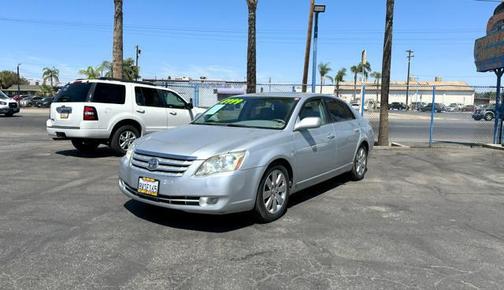2005 Toyota Avalon XLS