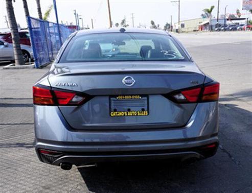 2021 Nissan Altima SR FWD