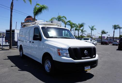 2014 Nissan NV Cargo NV2500 HD S V6
