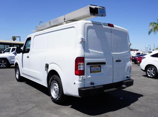 2014 Nissan NV Cargo NV2500 HD S V6