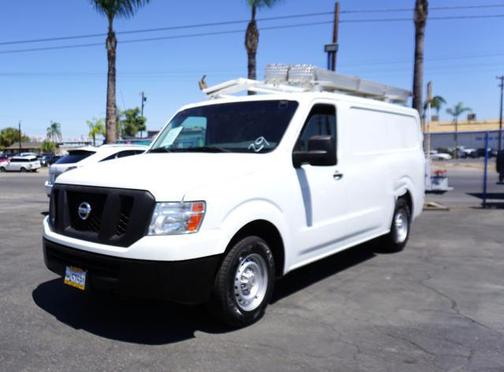 2014 Nissan NV Cargo NV2500 HD S V6