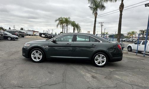 2016 Ford Taurus SEL