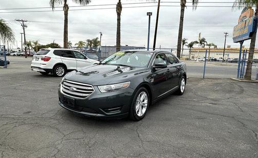 2016 Ford Taurus SEL