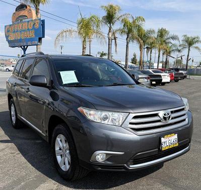 2013 Toyota Highlander SE