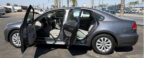 2012 Volkswagen Passat 2.5 S
