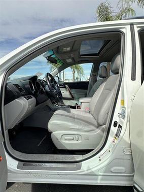 2011 Toyota Highlander Hybrid Limited