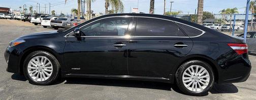 2013 Toyota Avalon Hybrid XLE Premium