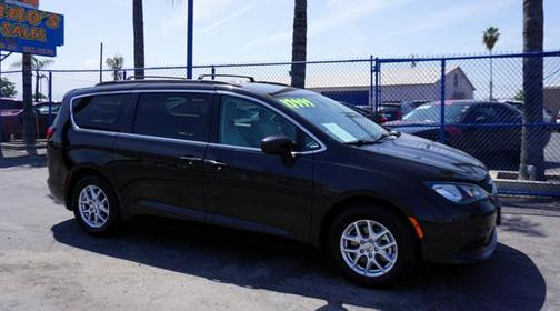 2021 Chrysler Voyager LXI
