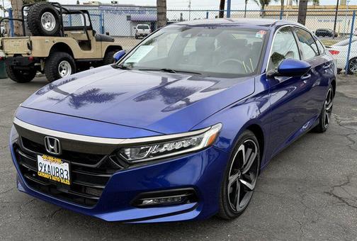 Still Night Pearl 2018 Honda Accord Sport