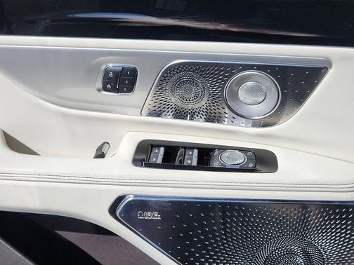 2025 Lincoln Nautilus Black Label