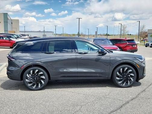 2025 Lincoln Nautilus Black Label