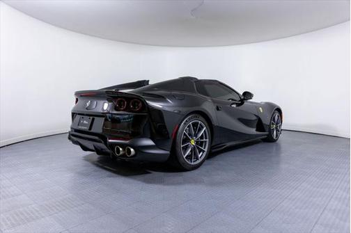 2021 Ferrari 812 GTS