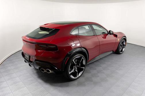 2024 Ferrari Purosangue 