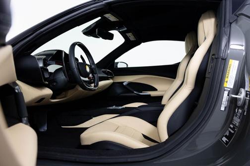 2025 Ferrari 296 GTS 