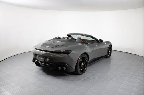 2024 Ferrari Roma Spider