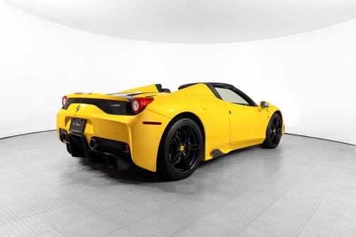2015 Ferrari 458 Speciale Base