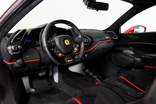 2020 Ferrari 488 Pista Base