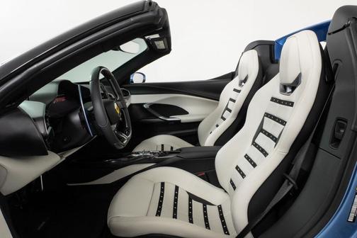 2024 Ferrari 296 GTS Base