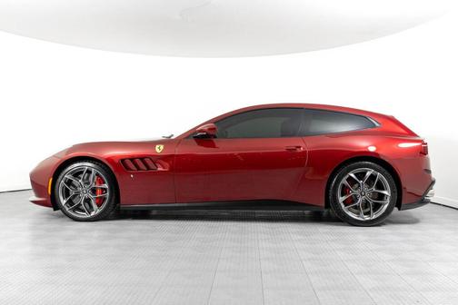 2019 Ferrari GTC4Lusso T