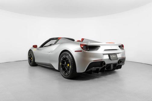 2018 Ferrari 488 Spider Base