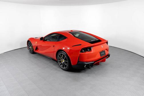 Rosso Scuderia 2020 Ferrari 812 Superfast Base