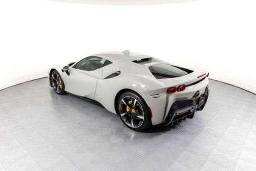 2023 Ferrari SF90 Stradale 