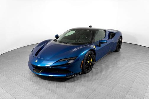 2022 Ferrari SF90 Stradale Base