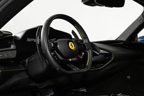 2022 Ferrari SF90 Stradale Base
