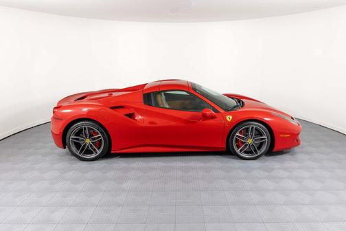 2018 Ferrari 488 Spider Base