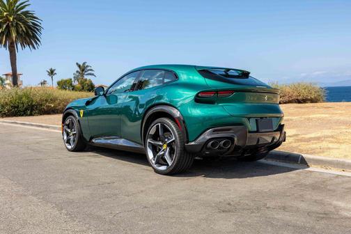 2024 Ferrari Purosangue 