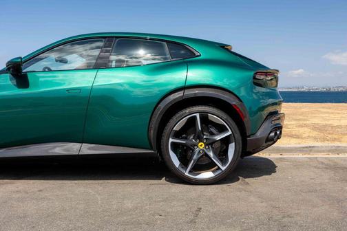 2024 Ferrari Purosangue 