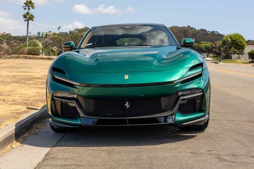 2024 Ferrari Purosangue 