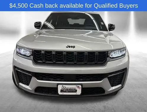 Silver Zynith Exterior Paint 2026 Jeep Grand Cherokee Altitude