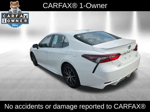 White 2023 Toyota Camry SE
