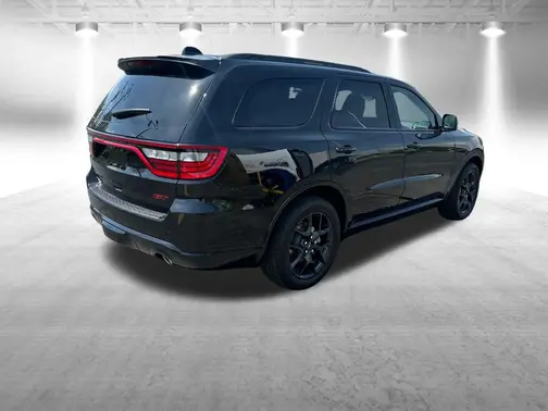 Diamond Black Clear-Coat Exterior Paint 2026 Dodge Durango GT Premium HEMI V8