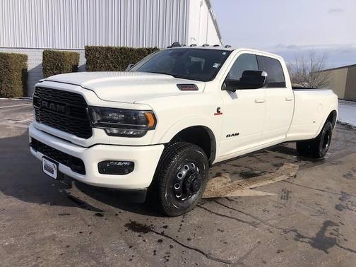 Photo 1 of 18 of 2021 RAM 3500 Limited