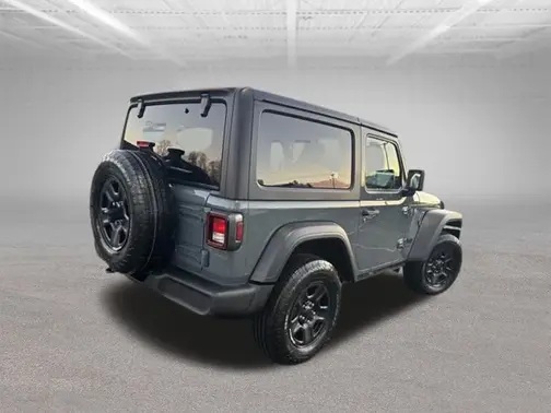 Anvil Clear-Coat Exterior Paint 2026 Jeep Wrangler Sport