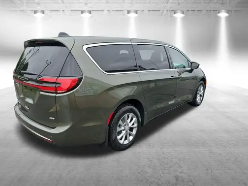Olive Green Pearl-Coat Exterior Paint 2027 Chrysler Pacifica Select