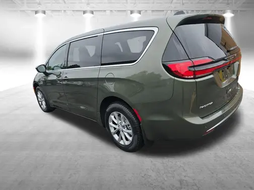 Olive Green Pearl-Coat Exterior Paint 2027 Chrysler Pacifica Select