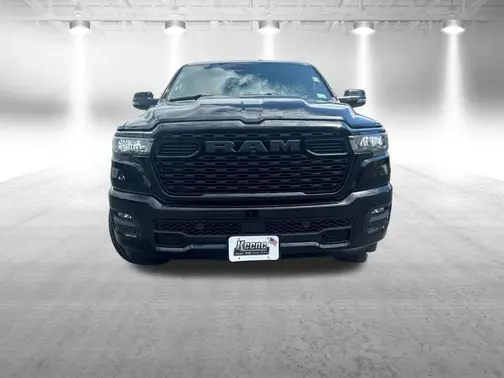 Diamond Black Crystal Pearl-Coat Exterior Paint 2026 RAM 1500 Big Horn/Lone Star