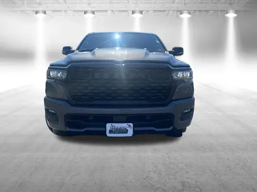Granite Crystal Metallic Clear-Coat Exterior Paint 2026 RAM 1500 Big Horn/Lone Star