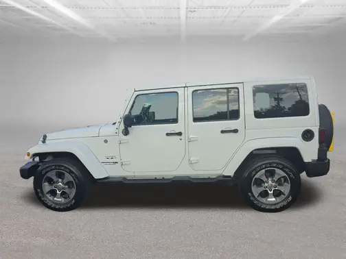 White 2018 Jeep Wrangler JK Unlimited Sahara