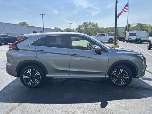 2023 Mitsubishi Eclipse Cross SE