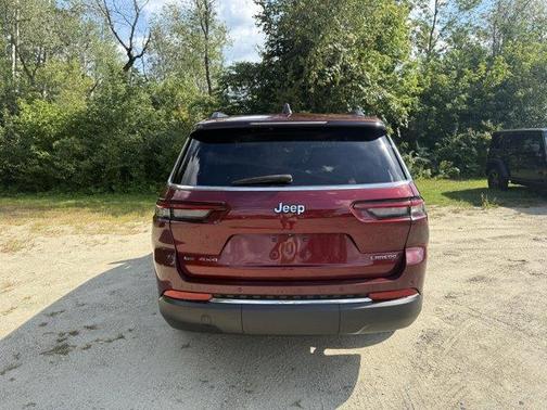 2021 Jeep Grand Cherokee L Laredo