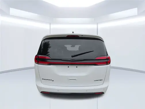 White 2025 Chrysler Pacifica Limited