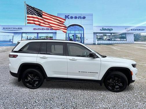 2024 Jeep Grand Cherokee Laredo