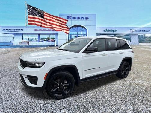 2024 Jeep Grand Cherokee Laredo