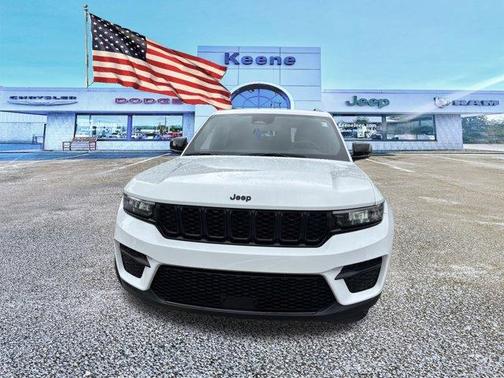 2024 Jeep Grand Cherokee Laredo